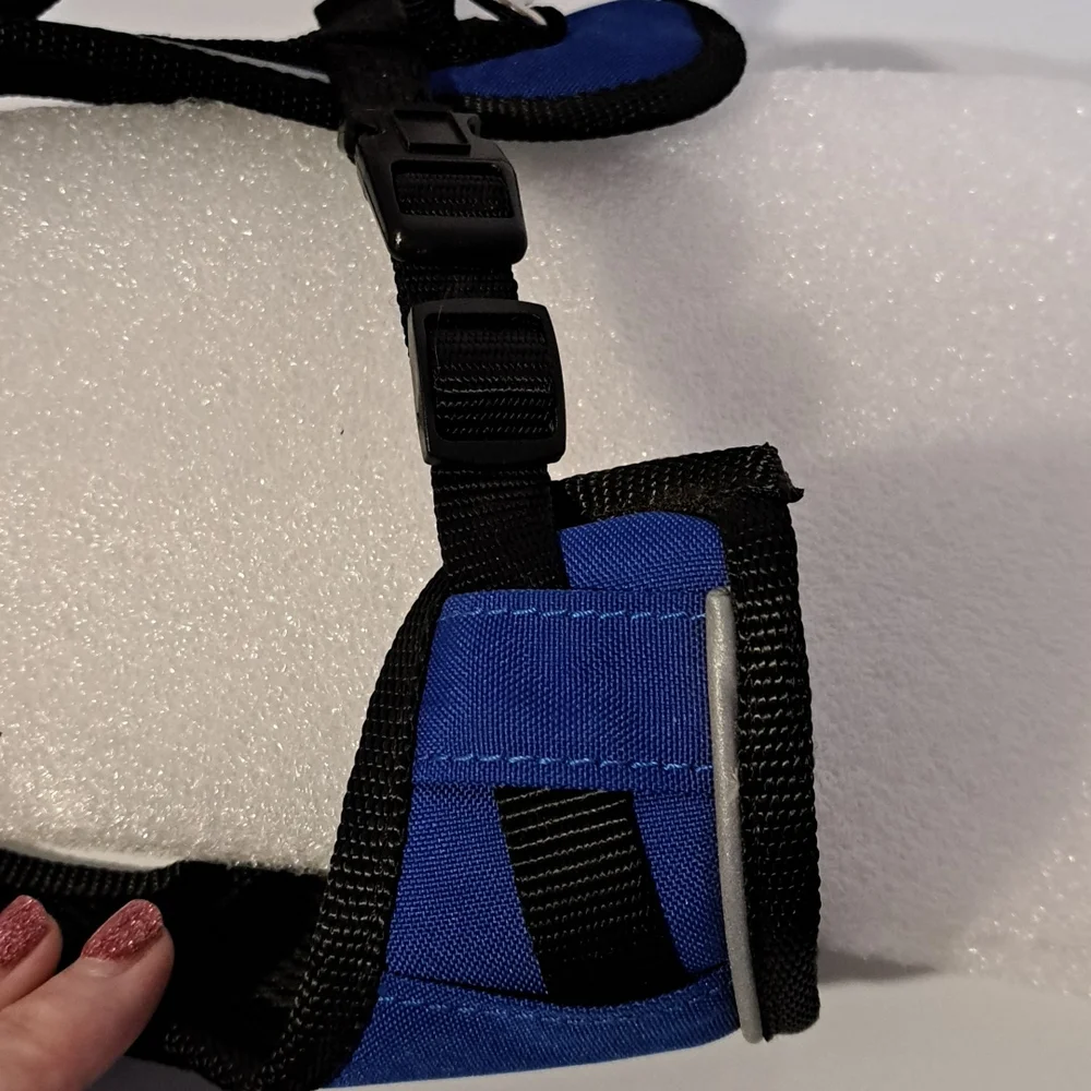 Petsafe brand harness in XS